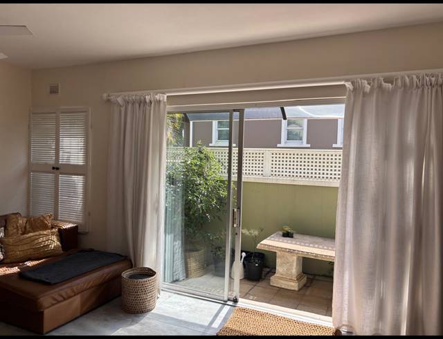 2 BEDROOM APARTMENT FOR SALE IN ESSENWOOD